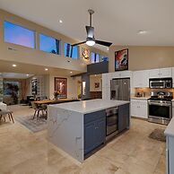 The Palms- Pool Jacuzzi and Pet Friendly