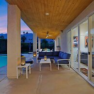 The Palms- Pool Jacuzzi and Pet Friendly