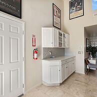 The Palms- Pool Jacuzzi and Pet Friendly