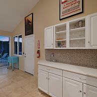 The Palms- Pool Jacuzzi and Pet Friendly