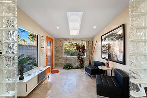 The Palms- Pool Jacuzzi and Pet Friendly