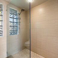 The Palms- Pool Jacuzzi and Pet Friendly