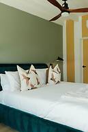 Mod Maya Hotel in Palm Springs