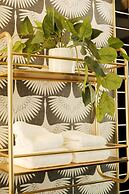 Mod Maya Hotel in Palm Springs