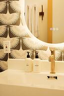 Mod Maya Hotel in Palm Springs