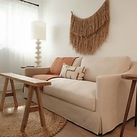 Mod Maya Hotel in Palm Springs