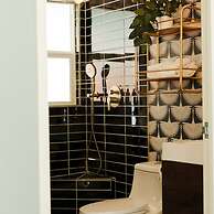 Mod Maya Hotel in Palm Springs