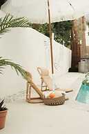 Mod Maya Hotel in Palm Springs