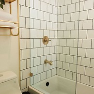 Mod Maya Hotel in Palm Springs