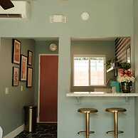 Mod Maya Hotel in Palm Springs