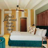 Mod Maya Hotel in Palm Springs