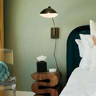 Mod Maya Hotel in Palm Springs