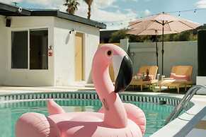 Mod Maya Hotel in Palm Springs