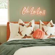 Mod Maya Hotel in Palm Springs