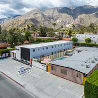 Mod Maya Hotel in Palm Springs