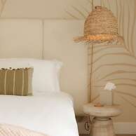 Mod Maya Hotel in Palm Springs