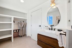 The Maya Hotel- Unique Boutique Experience