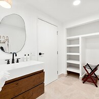 The Maya Hotel- Unique Boutique Experience