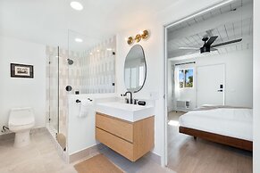 The Maya Hotel- Unique Boutique Experience