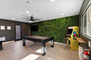 The Maya Hotel- Unique Boutique Experience