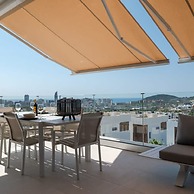 Casa la Vista by Bookaparadise