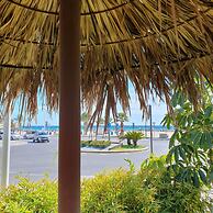 Casa la Vista by Bookaparadise