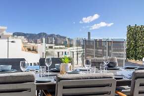 Villa Esmeralda 20 by Bookaparadise