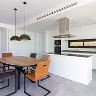 Villa Esmeralda 20 by Bookaparadise