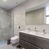 Villa Esmeralda 20 by Bookaparadise