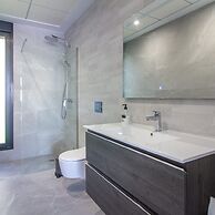 Villa Esmeralda 20 by Bookaparadise