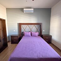 Sleek Downtown Escape With Private Parking
