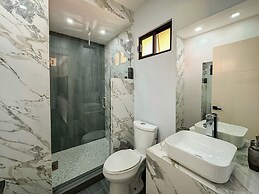 Urban Oasis Apartment 1