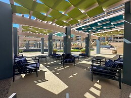 Luxury Ocean View Condo w Huge Deck