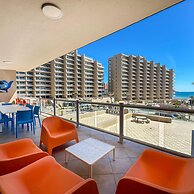 Luxury Ocean View Condo w Huge Deck