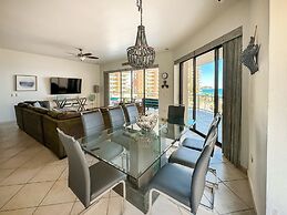 3BR Gem at Sandy Beach Area