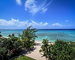 Luxury Penthouse Condo With 360 Oceanviews