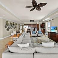 Luxury Penthouse Condo With 360 Oceanviews