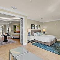 Luxury Penthouse Condo With 360 Oceanviews