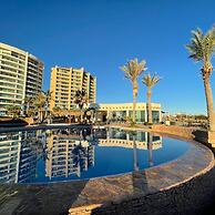 Splash Into Style Ground Floor Poolside Condo