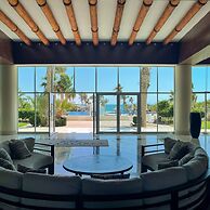 Splash Into Style Ground Floor Poolside Condo