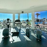 Splash Into Style Ground Floor Poolside Condo