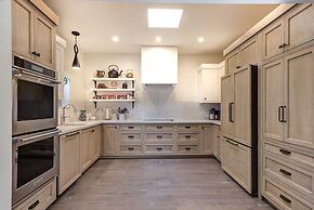 Arcadia 6BR Paradise Pool Hot Tub Cold Plunge