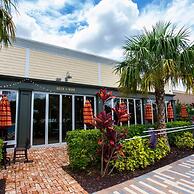 Cozy 3Bd With Free Waterpark at Enclaves at Festival 713