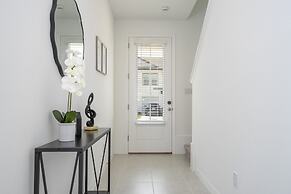 Cozy 3Bd With Free Waterpark at Enclaves at Festival 713