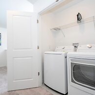 Cozy 3Bd With Free Waterpark at Enclaves at Festival 713