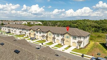 Cozy 3Bd With Free Waterpark at Enclaves at Festival 713