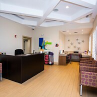 Cozy 3Bd With Free Waterpark at Enclaves at Festival 713