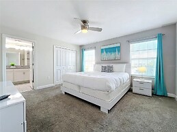 Stunning 4Bd w Pool Storey Lake 5019