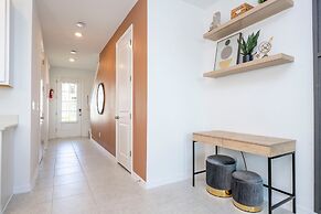 Charming 3Bd Close to Disney Festival 638