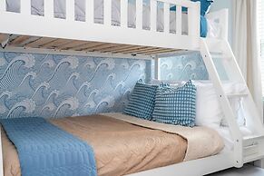 Charming 3Bd Close to Disney Festival 638